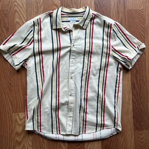 Vtg style short sleeve button down shirt L